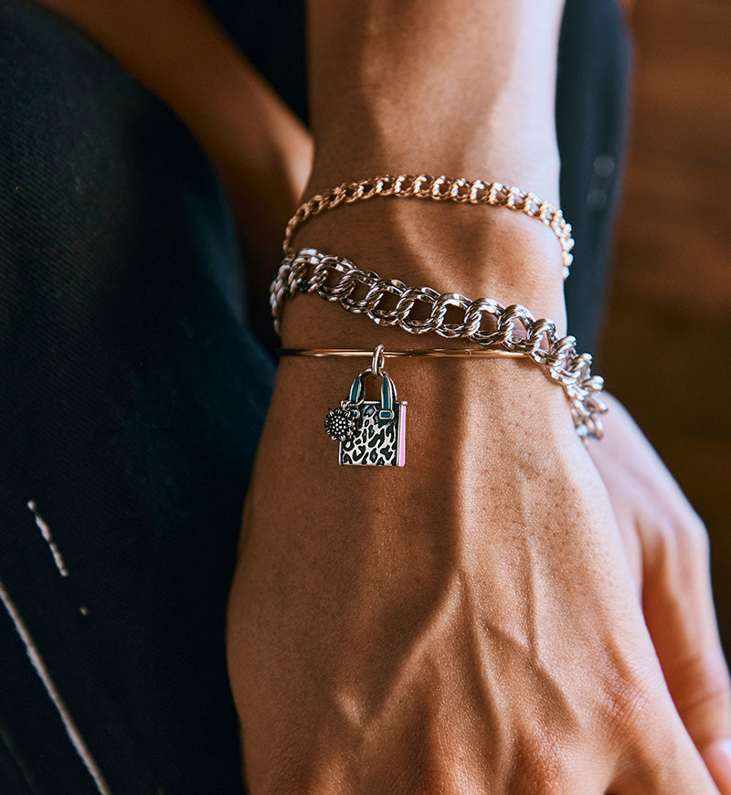 Hook-On Bracelet - Image 4