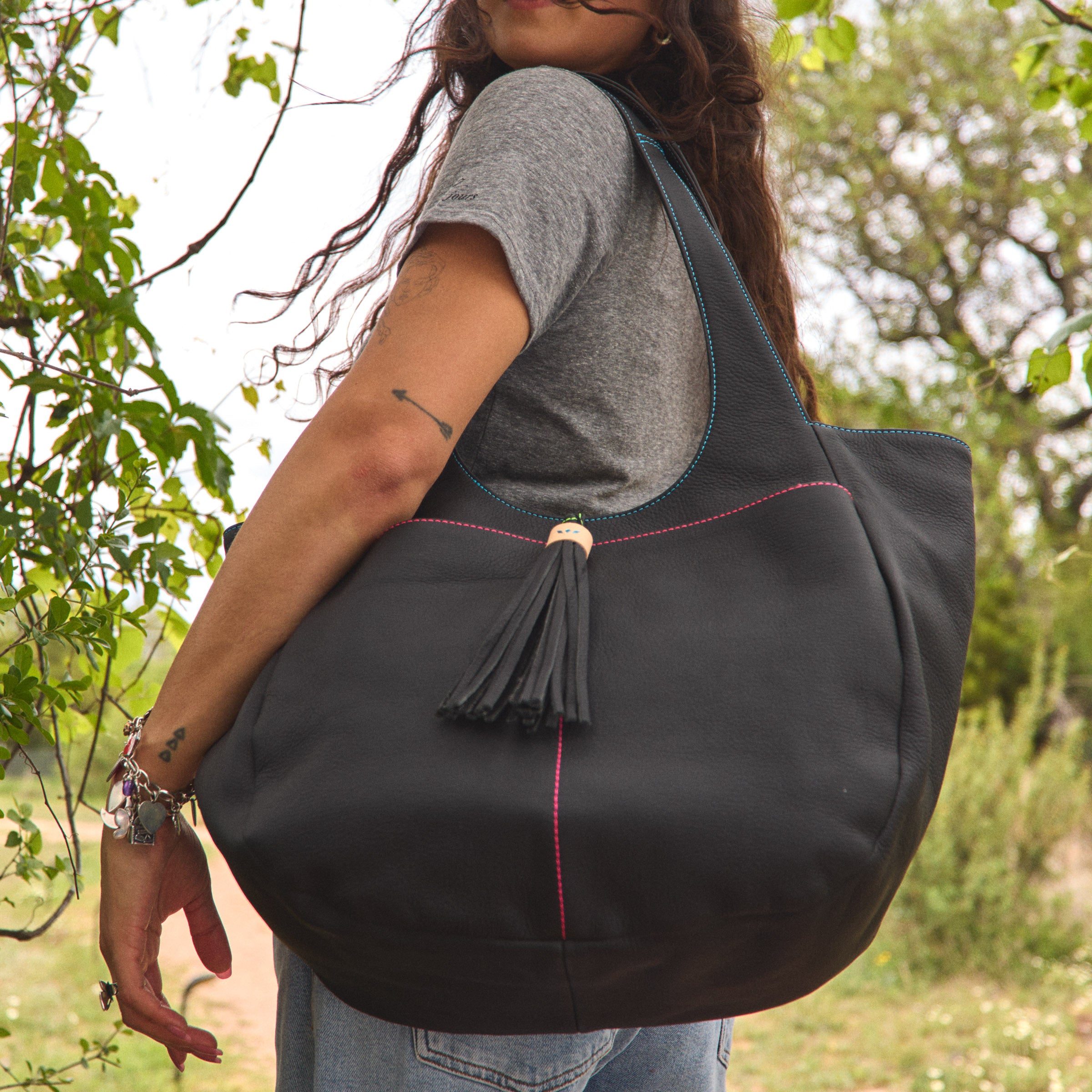 Cyndi Joya Tote - Image 3