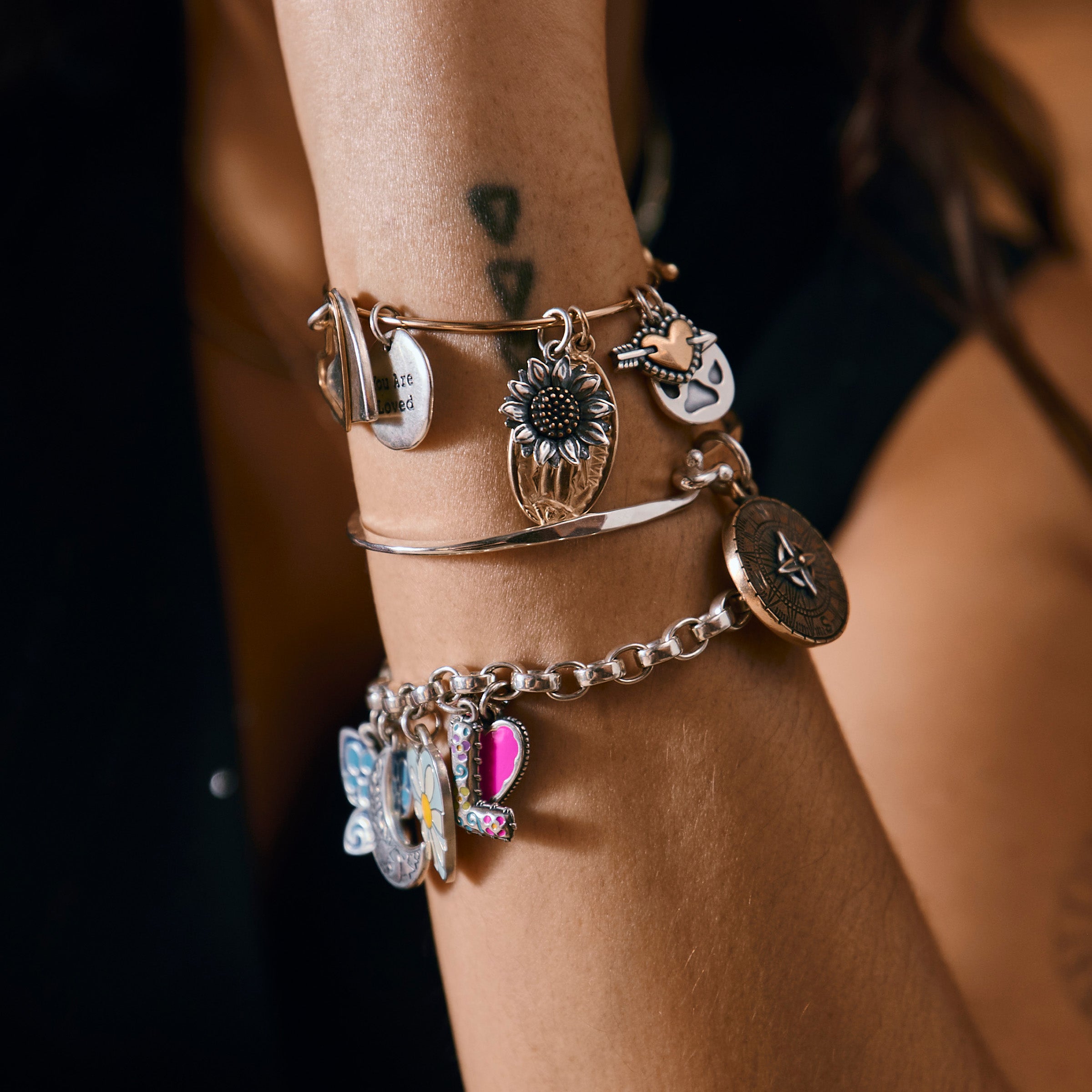 Hammered Hook-On Bracelet - Image 3